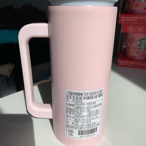 Starbucks Kitchen - Starbucks Limited Edition 2017 Sakura tumbler Starbucks Kitchen - Starbucks Limited Edition 2017 Sakura tumbler